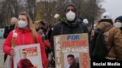 Manifestación en Alemania a favor de los presos políticos cubanos