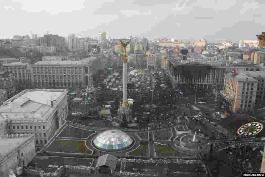 Vista de la Plaza de la Independencia desde el Hotel Ukraina.