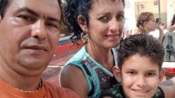 Yuneisy Santana habla de la situación de su hijo, con tratamiento psicológico tras la detención de su padre