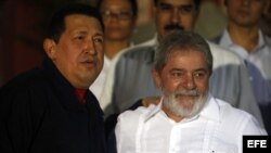 Lula da Silva en uno de sus múltiples encuentros, cuando era presidente, con su amigo Hugo Chávez.