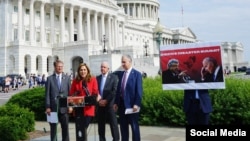 Conferencia de prensa de un grupo de congresistas republicanos el 8 de junio del 2022 en Washington, DC. (Tomado de Carlos Gutiérrez).