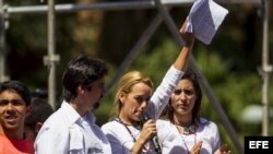 Lilian Tintori, esposa del dirigente político detenido por las autoridades Leopoldo Lépez