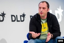 Fotografía de archivo fechada el 20 de enero de 2014 que muestra a Jan Koum, fundador del servicio de mensajería WhatsApp.