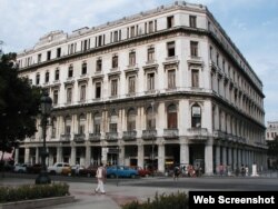 La Manzana de Gómez, en Centro Habana.