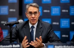 Kenneth Roth, director ejecutivo de Human Rights Watch, habla durante la presentación del informe sobre derechos humanos del 2020 en la sede de la ONU, en Nueva York, el martes.