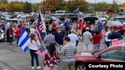 Son muchos los cubanos en Kentucky que respaldan a Donald Trump. Imagen tomada del diario, El Kentubano.