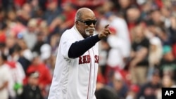 Luis Tiant. (AP/Winslow Townson)