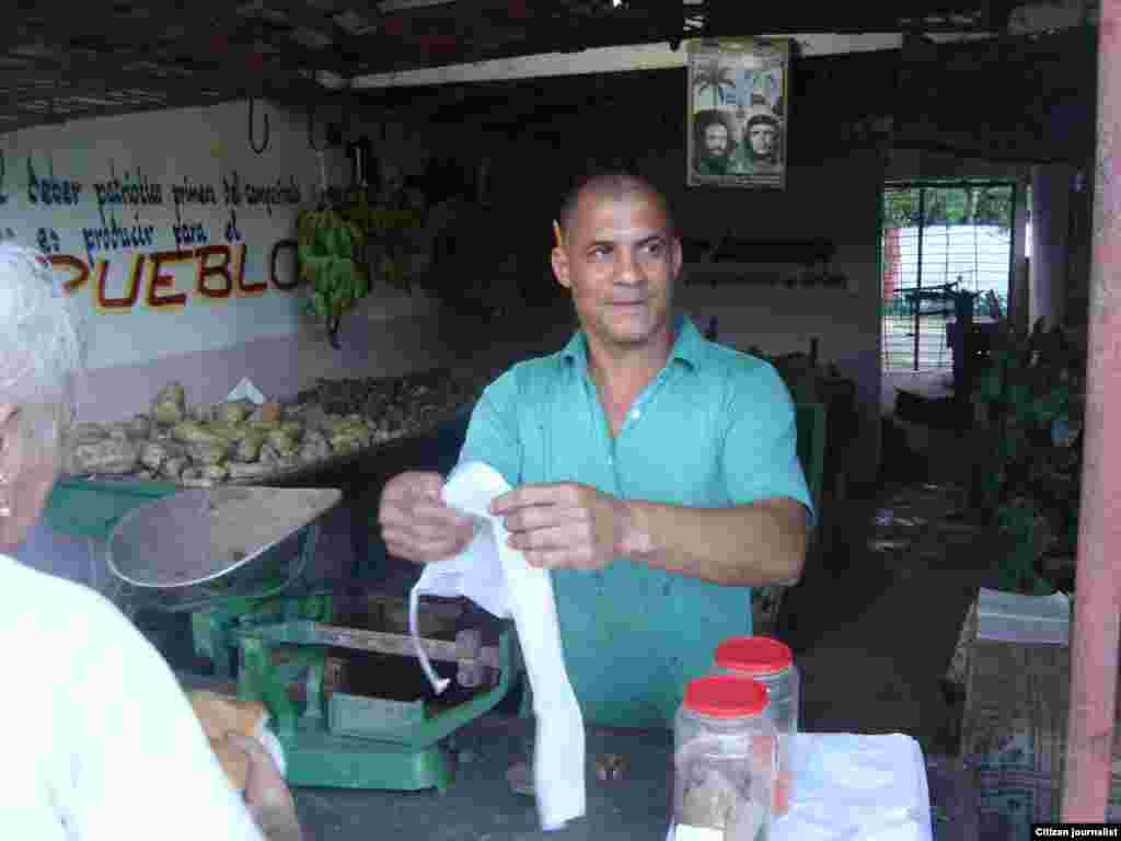 Agromercado estatal en la ciudad de Santa Clara.