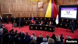 El presidente del Tribunal Supremo de Justicia de Venezuela se dirige a los medios de comunicación sobre las elecciones presidenciales de julio, en Caracas