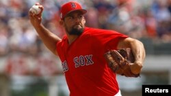 El lanzador abridor de los Medias Rojas de Boston, Nathan Eovaldi, en una foto de archivo. (Butch Dill-USA TODAY Sports)