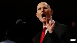 El gobernador de Florida Rick Scott en la Convención Nacional Republicana el 20 de julio de 2016, en Cleveland, Ohio (EE.UU.).