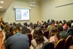 Participantes en Informe de la Juventud Cubana 2019 en Lima, Perú