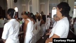 Damas de Blanco en misa, Santiago de Cuba