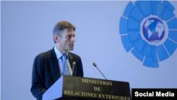 El subsecretario de Estado para Democracia, Derechos humanos y Trabajo, Tom Malinowski en #‎8MinisterialCD.