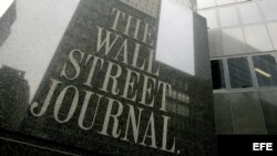 Vista de la fachada de las oficinas de "The Wall Street Journal" en Nueva York (EEUU). 