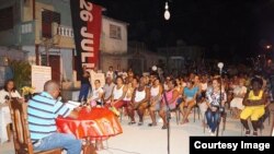 Cuba asamblea de barrio del Poder Popular