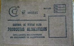 Libreta de Racionamiento especifica en su cubierta que no es documento de identificación.