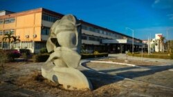 El Hospital Clínico Quirúrgico Lucía Íñiguez Landín atiende a pacientes de COVID-19 en la ciudad de Holguín. (Captura de imagen/Radio Angulo)