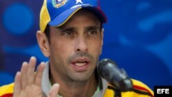 CAPRILES ACUSA AL GOBIERNO DE PROMOVER CONFRONTACIÓN CON DETENCIÓN DE LÓPEZ