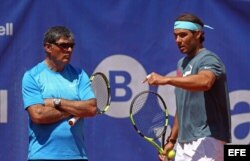 Toni Nadal (i) junto a Rafa Nadal (d).