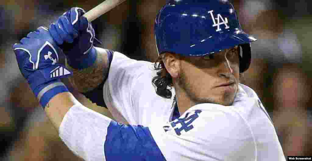 Yasmani Grandal, el receptor de los Dodgers bateó en la temporada regular para .234 (83 hits en 355 turnos), con 47 carreras impulsadas, 43 anotadas y 16 jonrones.