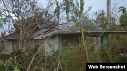 Vivienda dañada por huracán Irma en Yaguaya, septiembre 2017