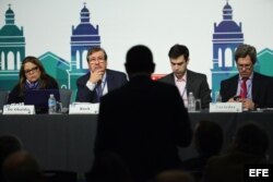 Asamblea General de la Sociedad Interamericana de Prensa aprueba informes de los países miembros.