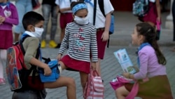 Vacaciones escolares si electricidad, sin agua, apenas sin alimentos, realidad de los niños cubanos