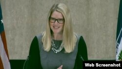 La vocera del Departamento de Estado, Marie Harf, durante una conferencia de prensa.