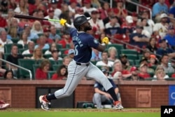 Randy Arozarena, ahora con los Marineros de Seattle, en el juego del pasado viernes contra los Cardinals St. Louis. (AP/Jeff Roberson)