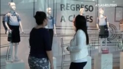 Maniquíes de adolescentes embarazadas