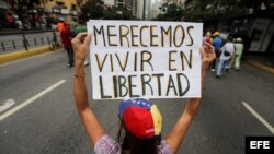 Cientos de personas participaron este sábado en una manifestación religiosa por la paz en Caracas, Venezuela. (Archivo)