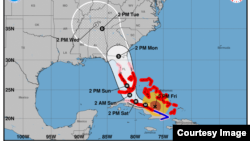 Parte del NHC de las 5 p.m. del viernes 8 de septiembre sobre la trayectoria del huracán Irma. NHC