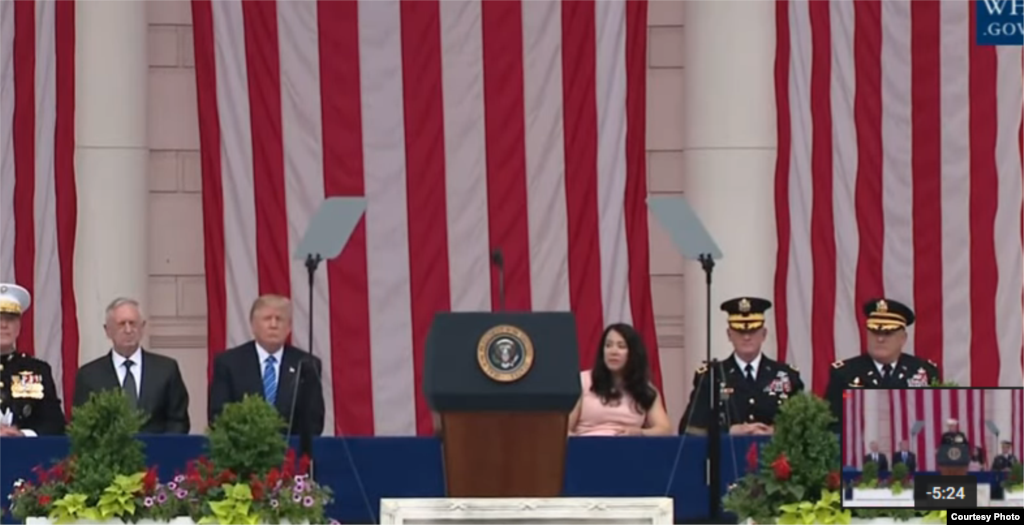 Ceremonia por el Día de los Caídos (Memorial Day) en Arlington. 