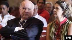 El secretario general de la OEA, José Miguel Insulza, visitó en enero de 2014, el centro histórico de La Habana (Cuba).