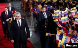 Miguel Díaz-Canel en la investidura de Maduro.