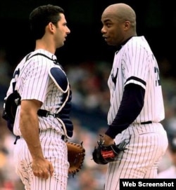 (i-e) Jorge Posada y El Duque Hernández.