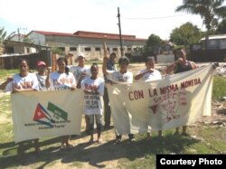 El capítulo cubano de FLAMUR protagoniza la campaña "Con la misma moneda" contra la dualidad monetaria.