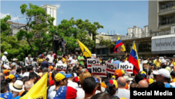 Plaza Brión de Chacaíto, sesión de calle de la @AsambleaVE. Tomado de Twitter@VoluntadPopular