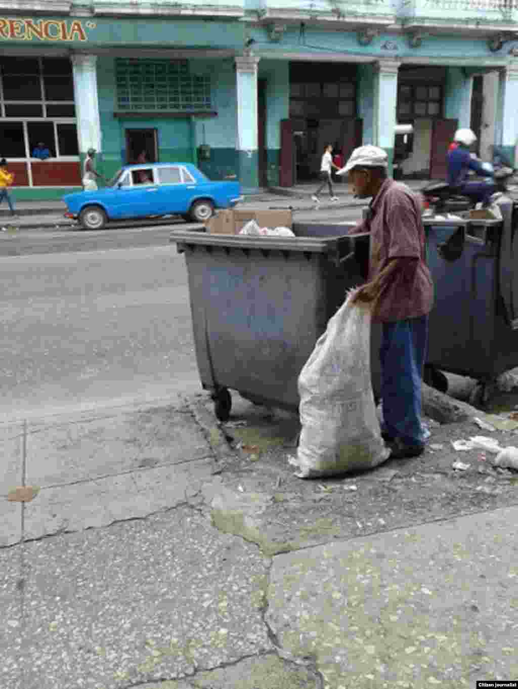 Ancianos en Cuba