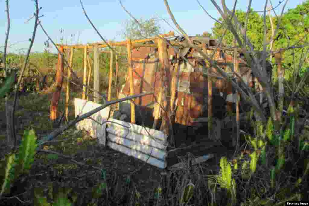 Modalidad de construcción “por sacrificio propio” (Foto: Marelys Fonseca Viltres)