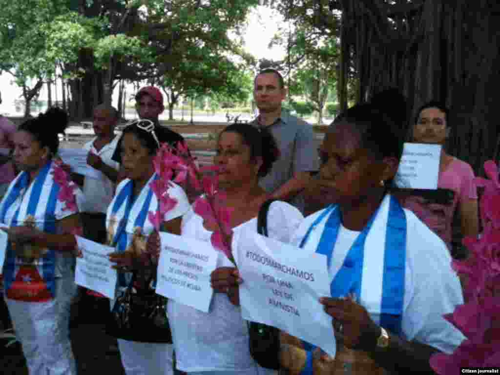 Reporta Cuba Damas de Blanco Foto Angel Moya