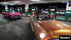 Una gasolinera en La Habana durante la crisis de combustible de abril de 2023. (REUTERS/Alexandre Meneghini).