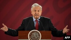 El presidente mexicano Andrés Manuel López Obrador durante su conferencia de prensa diaria en el Palacio Nacional de la Ciudad de México