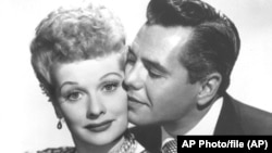 Lucille Ball y Desi Arnaz en "I Love Lucy". 