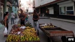 Carretilleros en Cuba