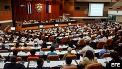 Cuba inicia el debate parlamentario para reformar su Constitución