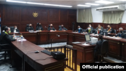 Vista de un tribunal en Cuba durante uno de los juicios a los manifestantes del 11 de julio.