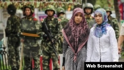 Mujeres uigures, minoría musulmana en la región de Xinjiang, China.