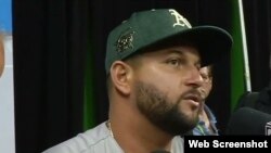 Yonder Alonso.